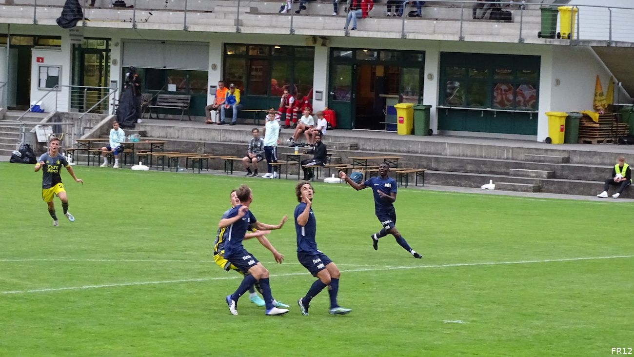 Fotoverslag Feyenoord - FC Zürich online