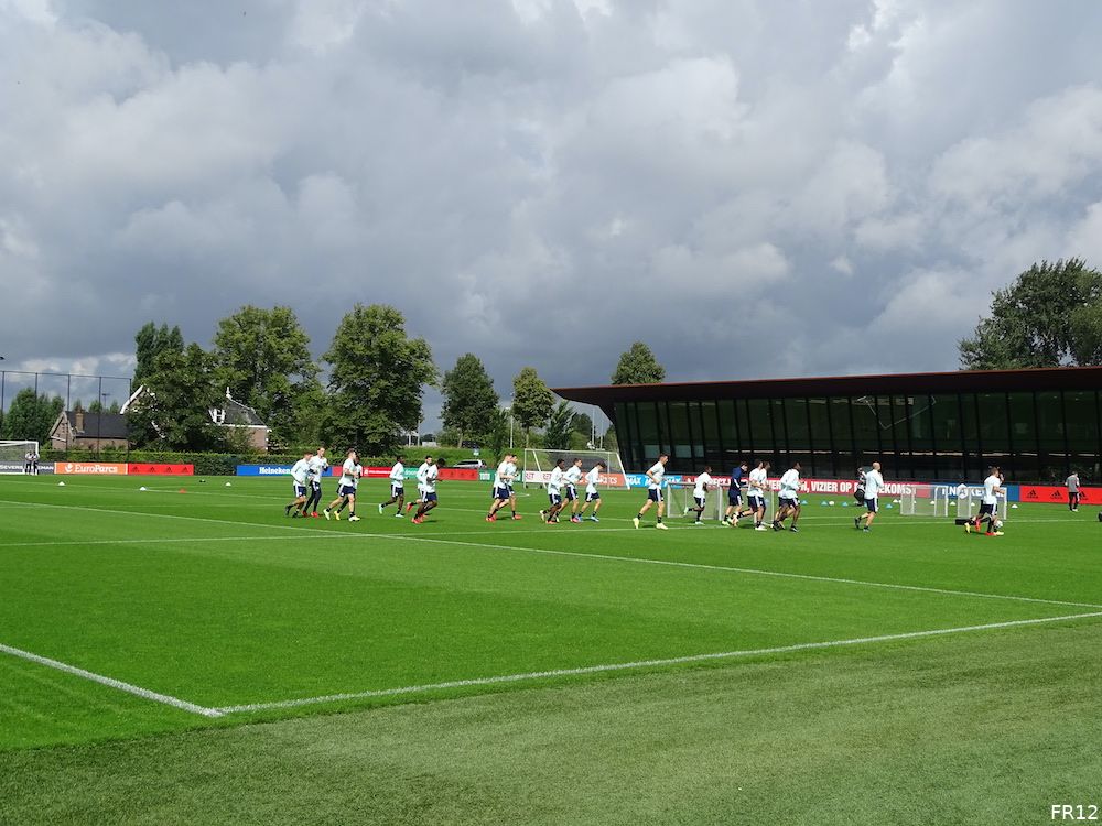 Fotoverslag Feyenoord traint op 1908 online