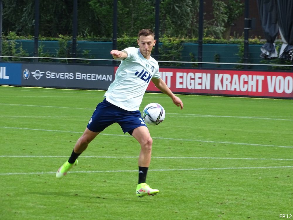 Fotoverslag Feyenoord traint op 1908 online