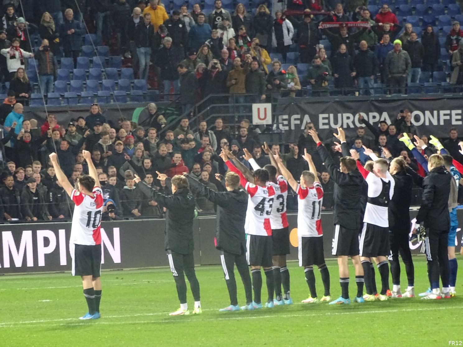 Fotoverslag Feyenoord - FK Partizan online