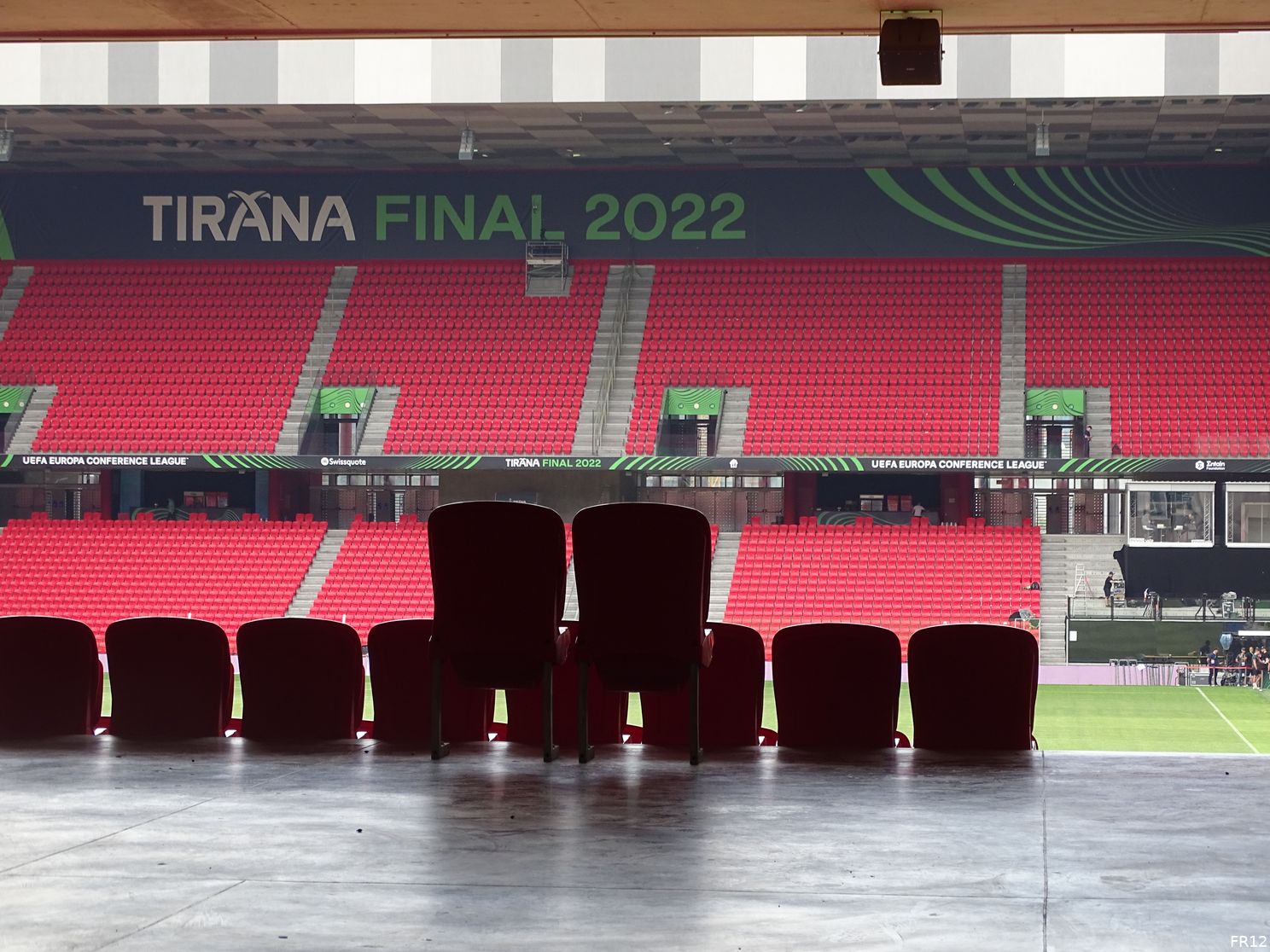 Fotoverslag eerste dag in Tirana online
