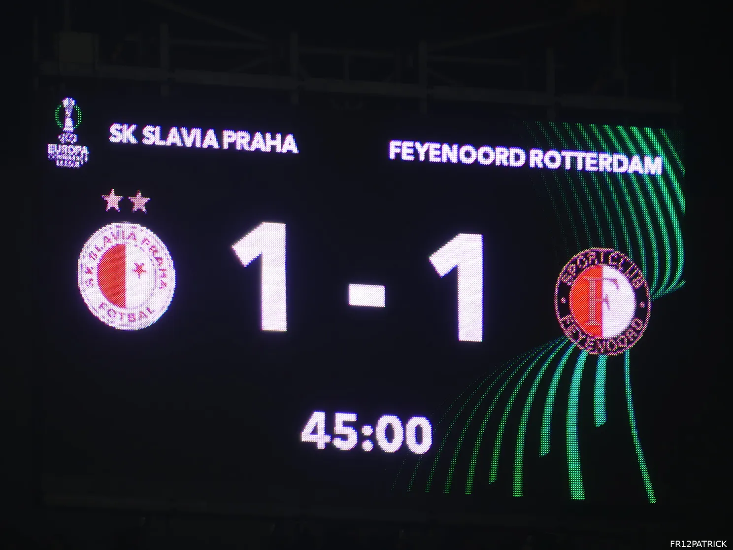 Fotoverslag Slavia Praag - Feyenoord online