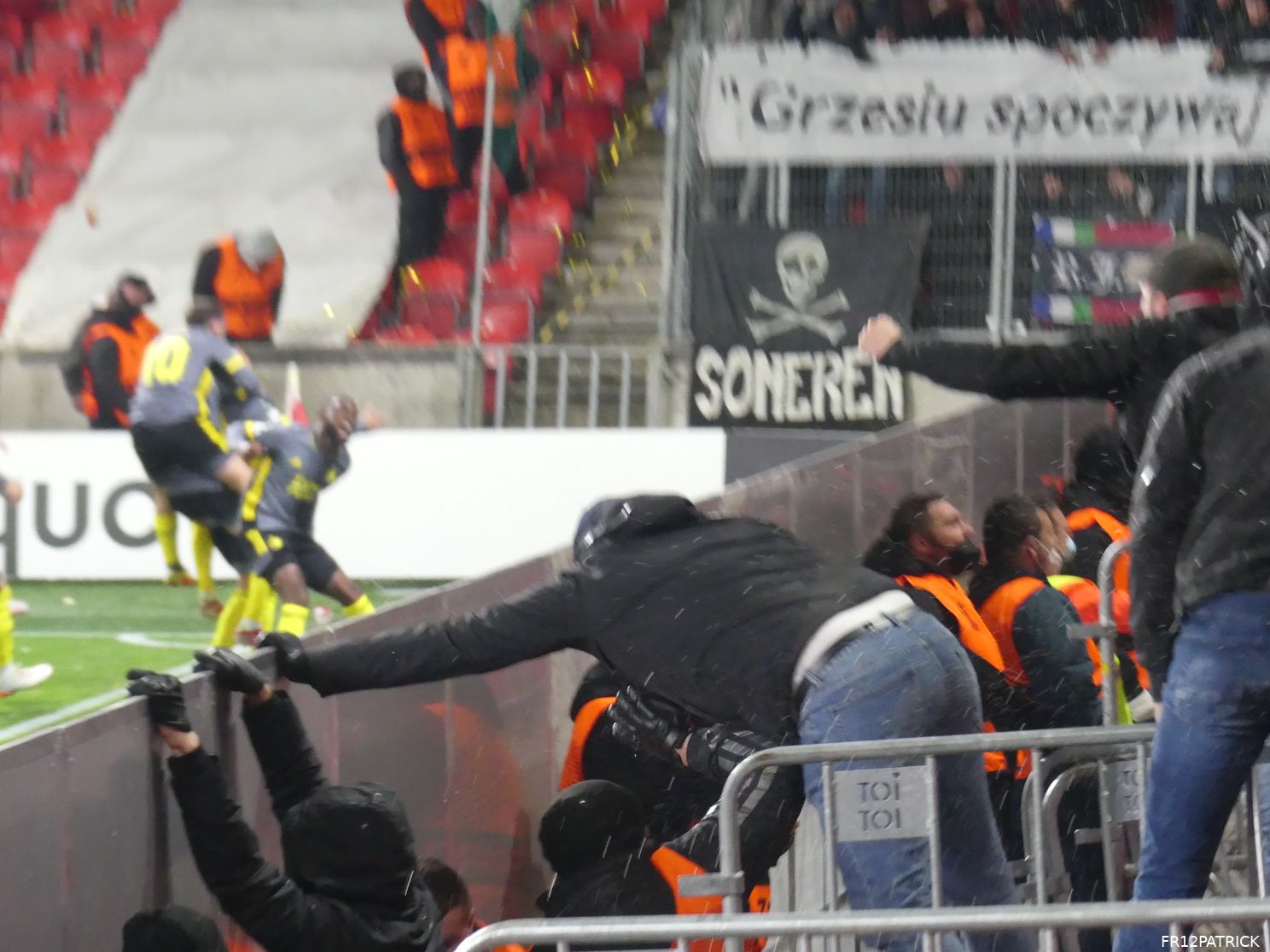 Fotoverslag Slavia Praag - Feyenoord online