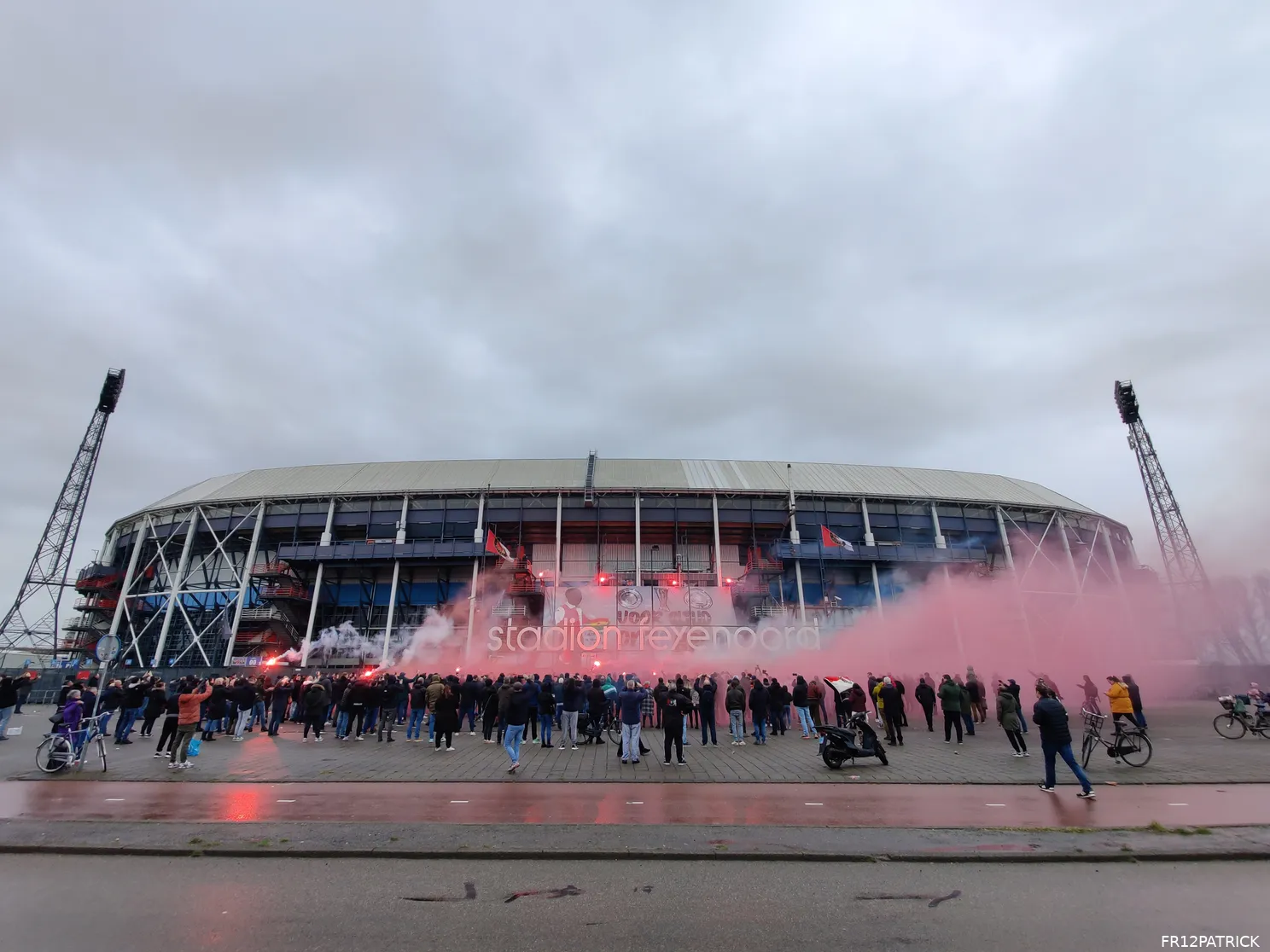 Fotoverslag laatste eerbetoon Christian Gyan online