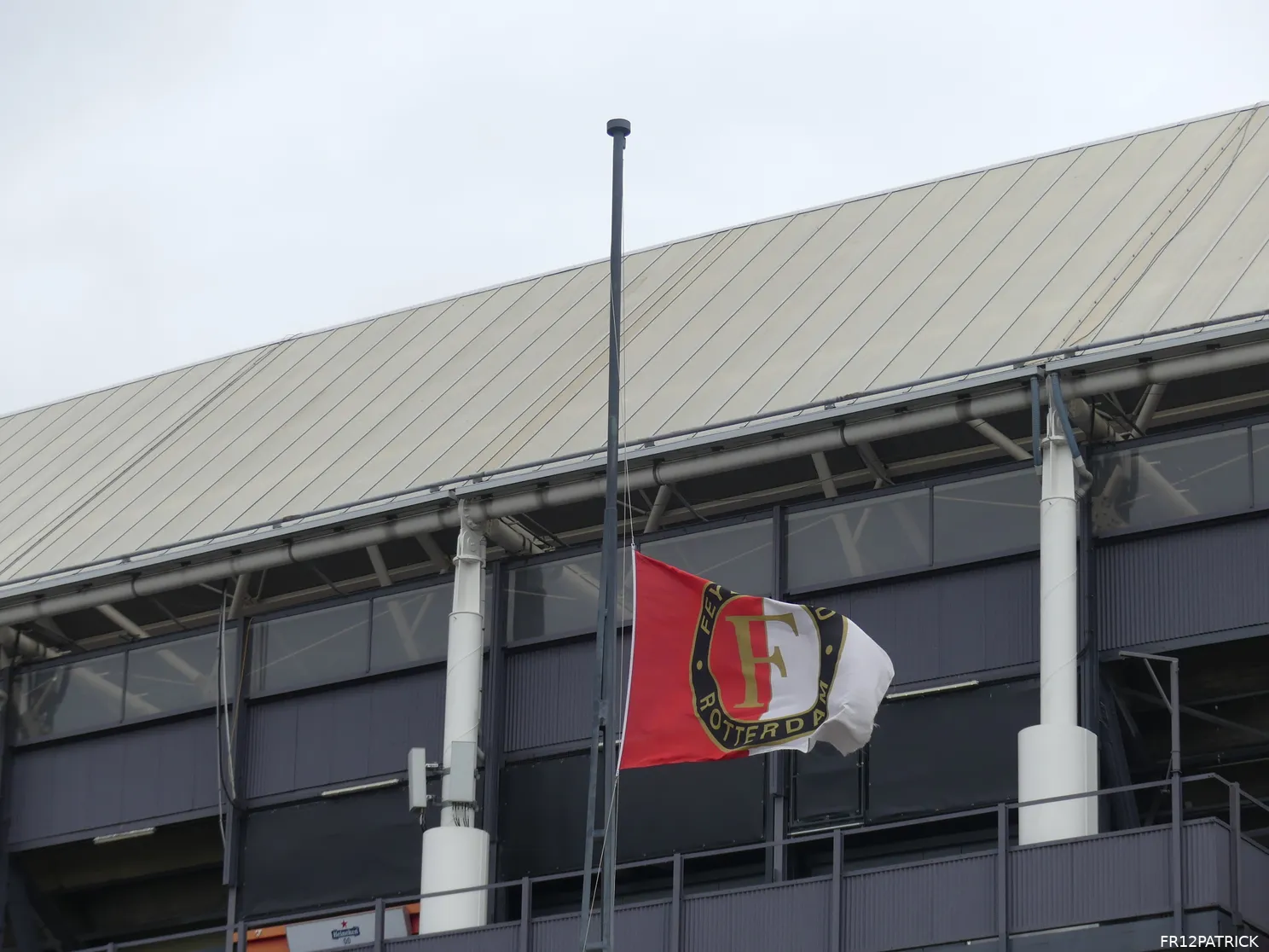 Fotoverslag laatste eerbetoon Christian Gyan online