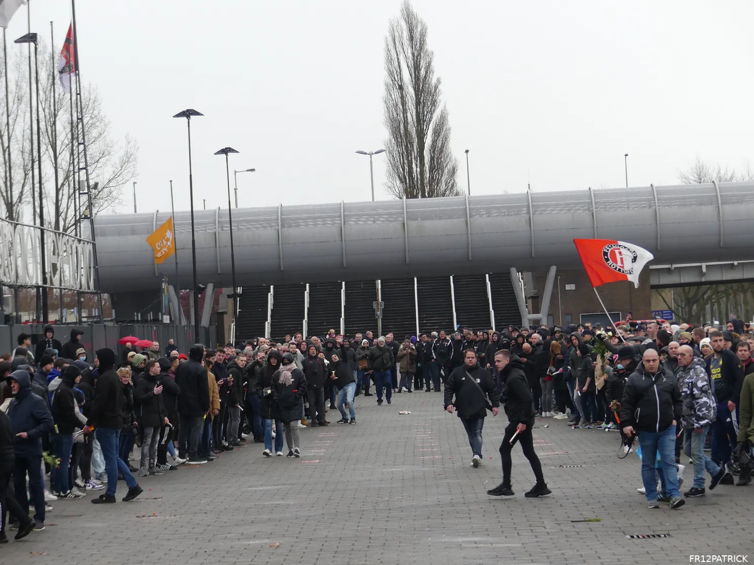 Fotoverslag laatste eerbetoon Christian Gyan online