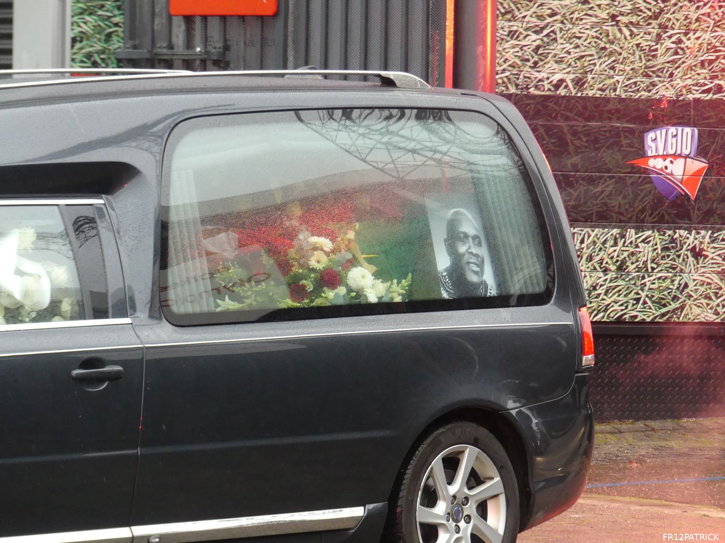 Fotoverslag laatste eerbetoon Christian Gyan online