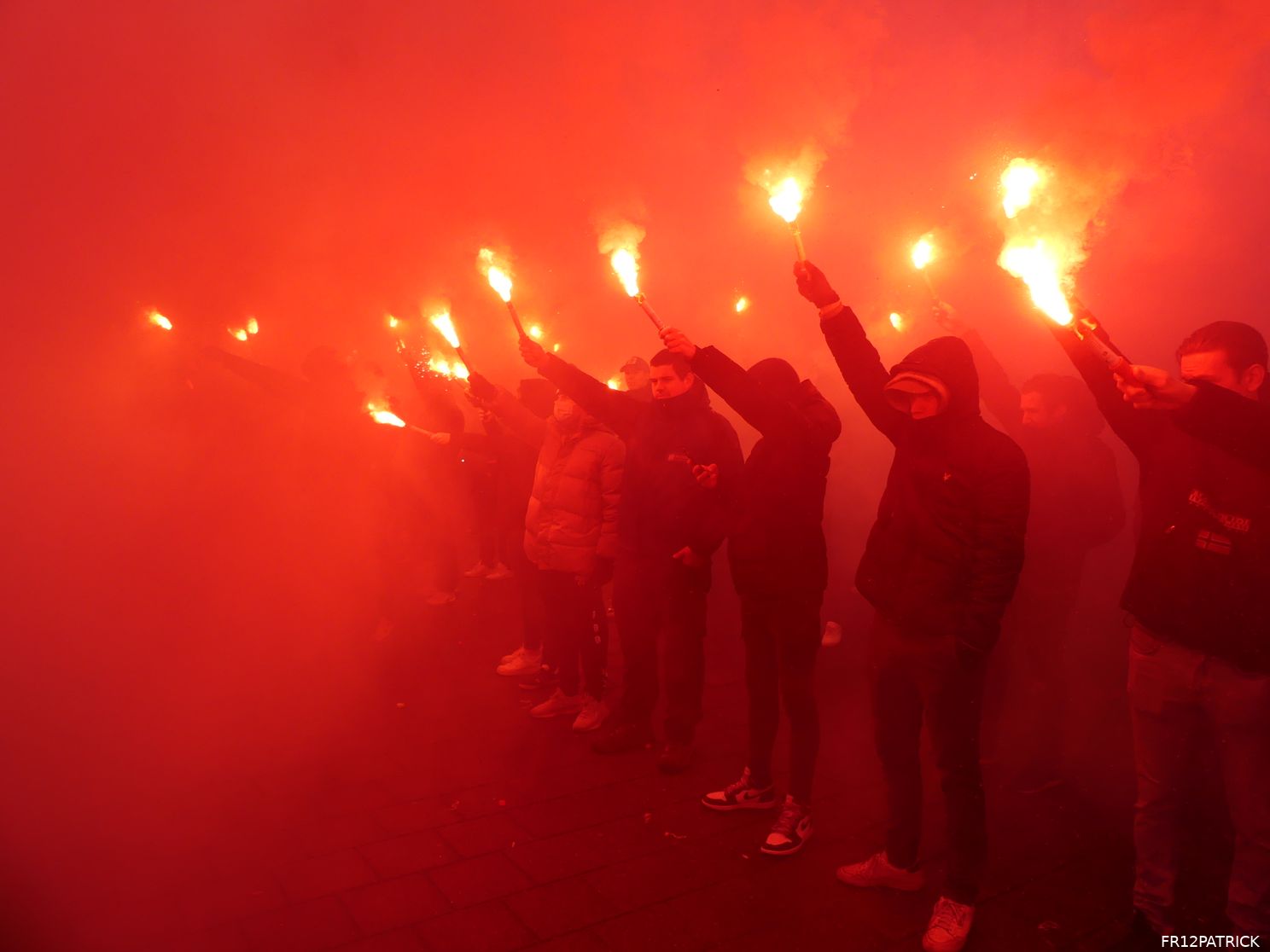 Fotoverslag laatste eerbetoon Christian Gyan online