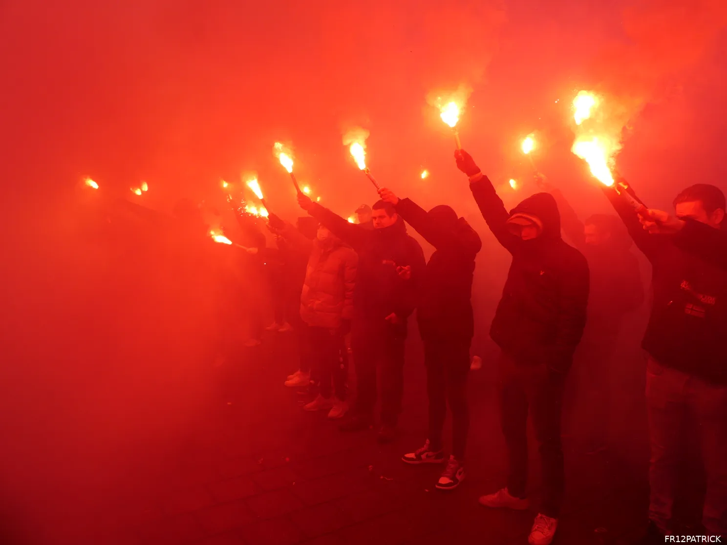 Fotoverslag laatste eerbetoon Christian Gyan online