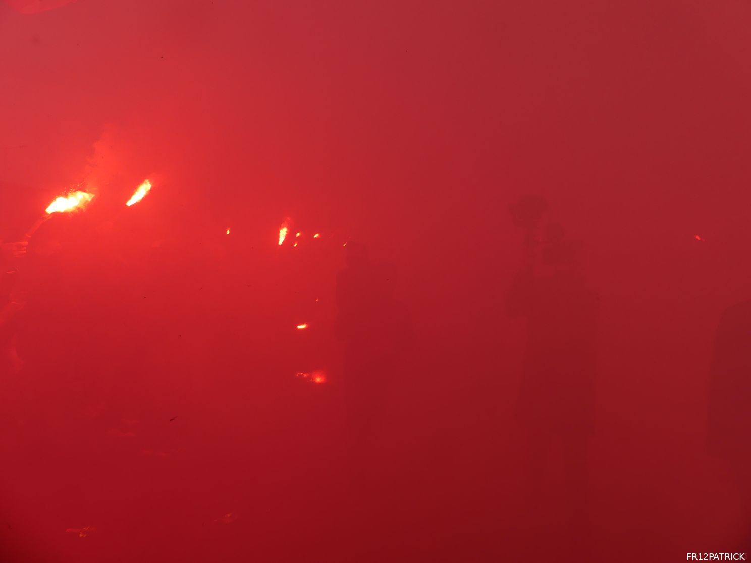 Fotoverslag laatste eerbetoon Christian Gyan online