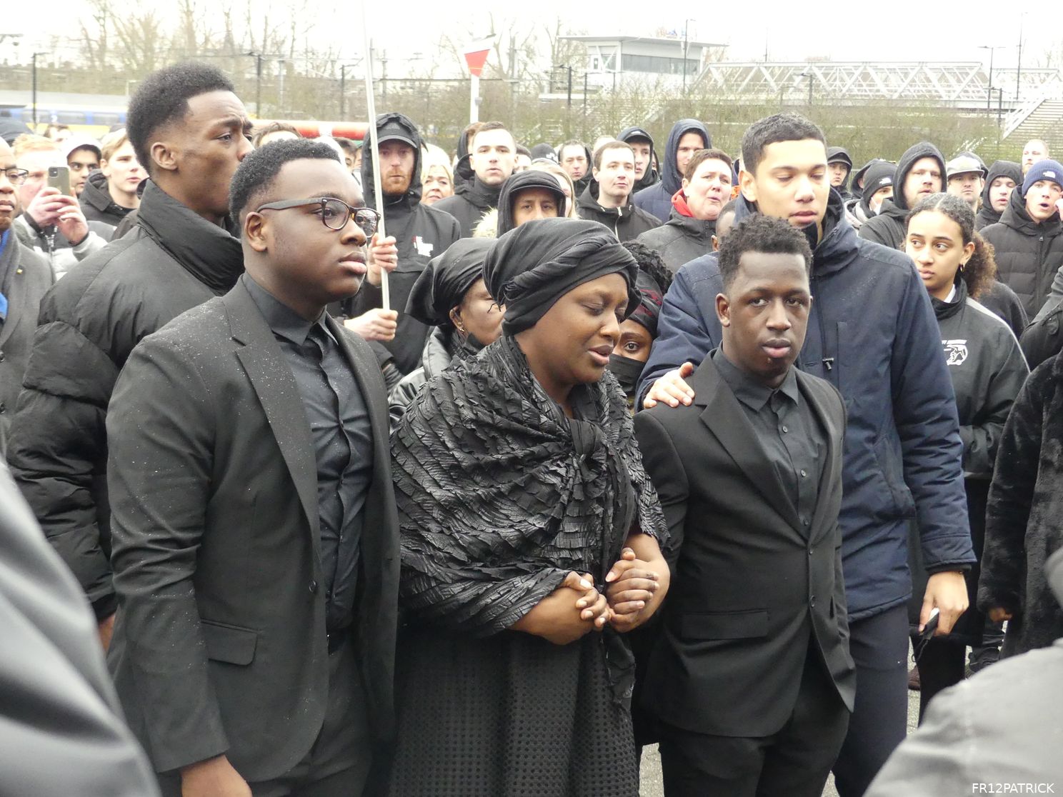 Fotoverslag laatste eerbetoon Christian Gyan online