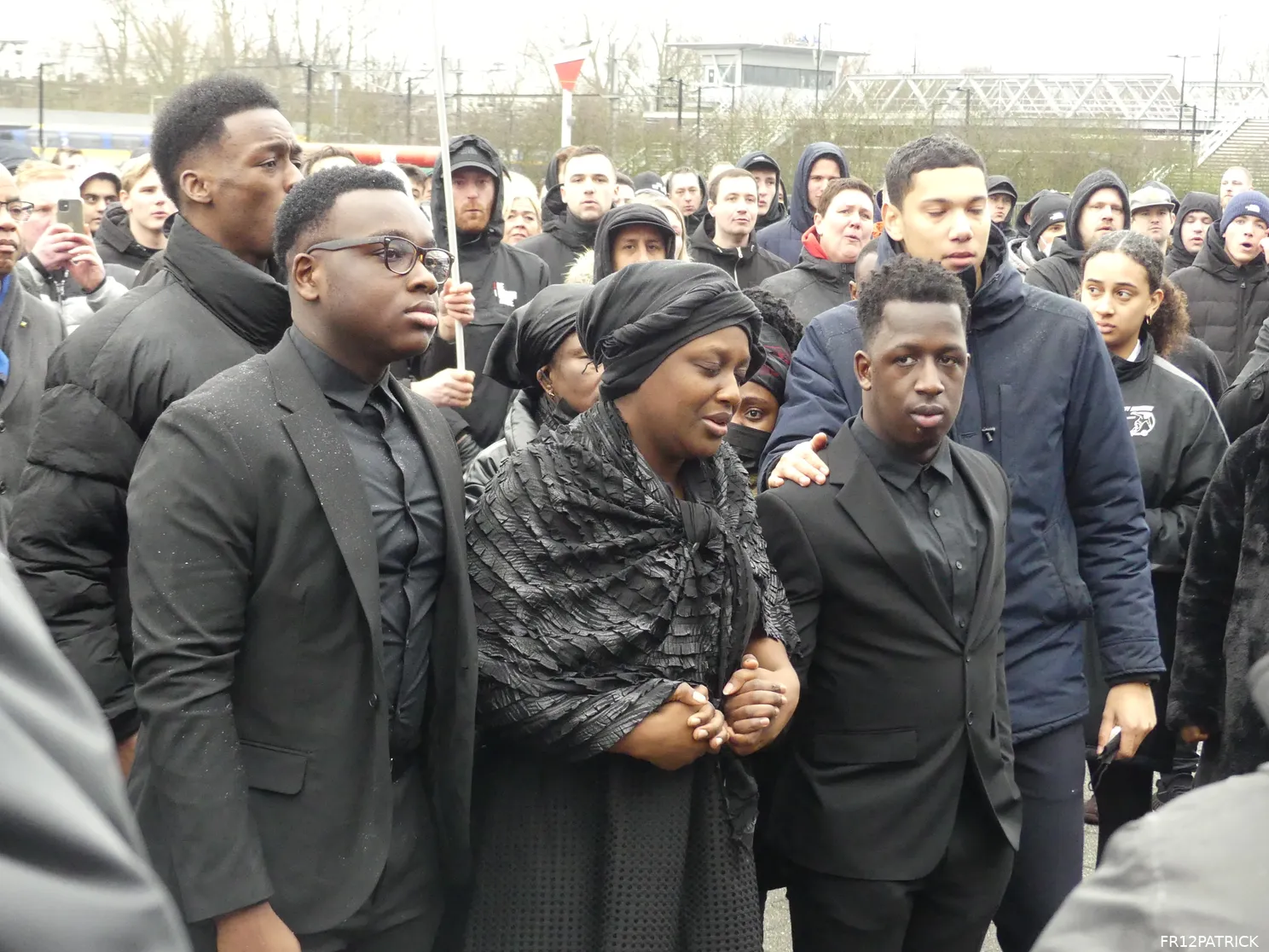 Fotoverslag laatste eerbetoon Christian Gyan online