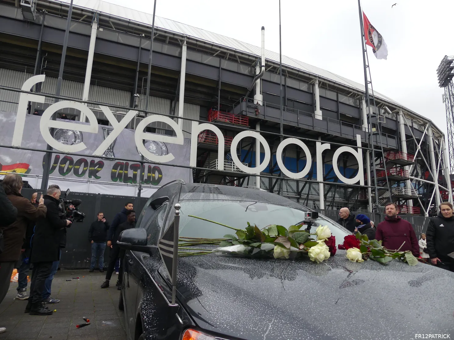 Fotoverslag laatste eerbetoon Christian Gyan online