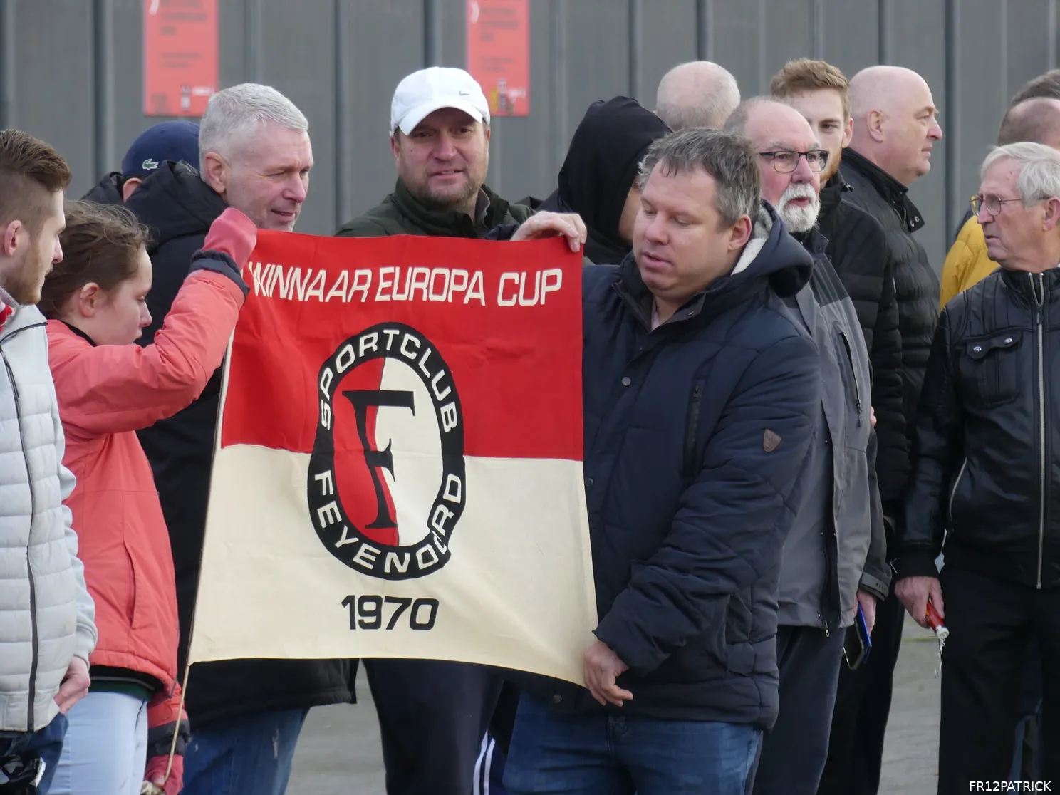 Fotoverslag laatste eerbetoon Wim Jansen online