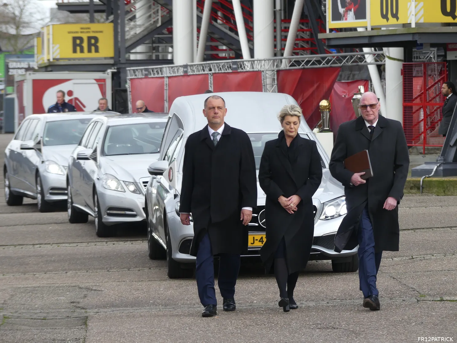 Fotoverslag laatste eerbetoon Wim Jansen online
