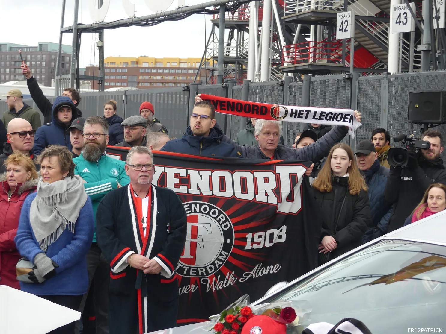 Fotoverslag laatste eerbetoon Wim Jansen online