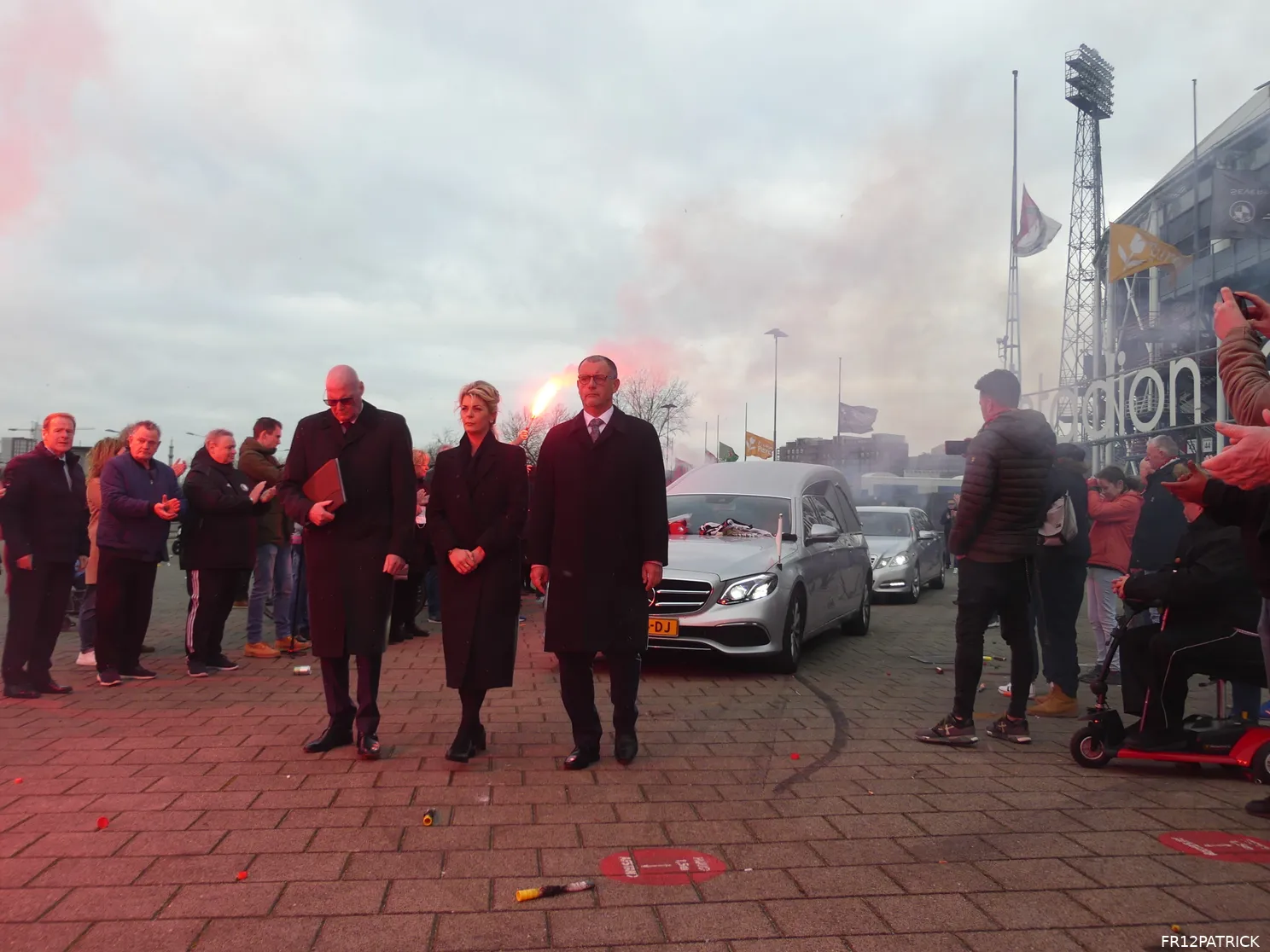 Fotoverslag laatste eerbetoon Wim Jansen online