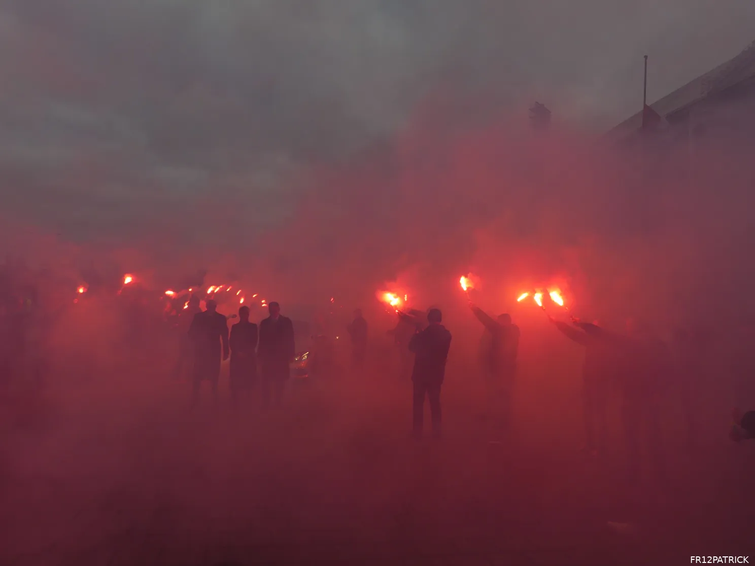 Fotoverslag laatste eerbetoon Wim Jansen online