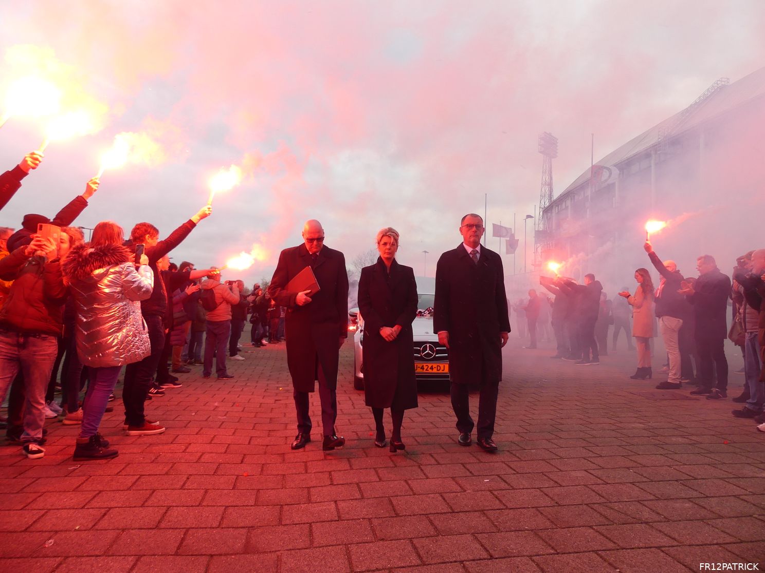 Fotoverslag laatste eerbetoon Wim Jansen online
