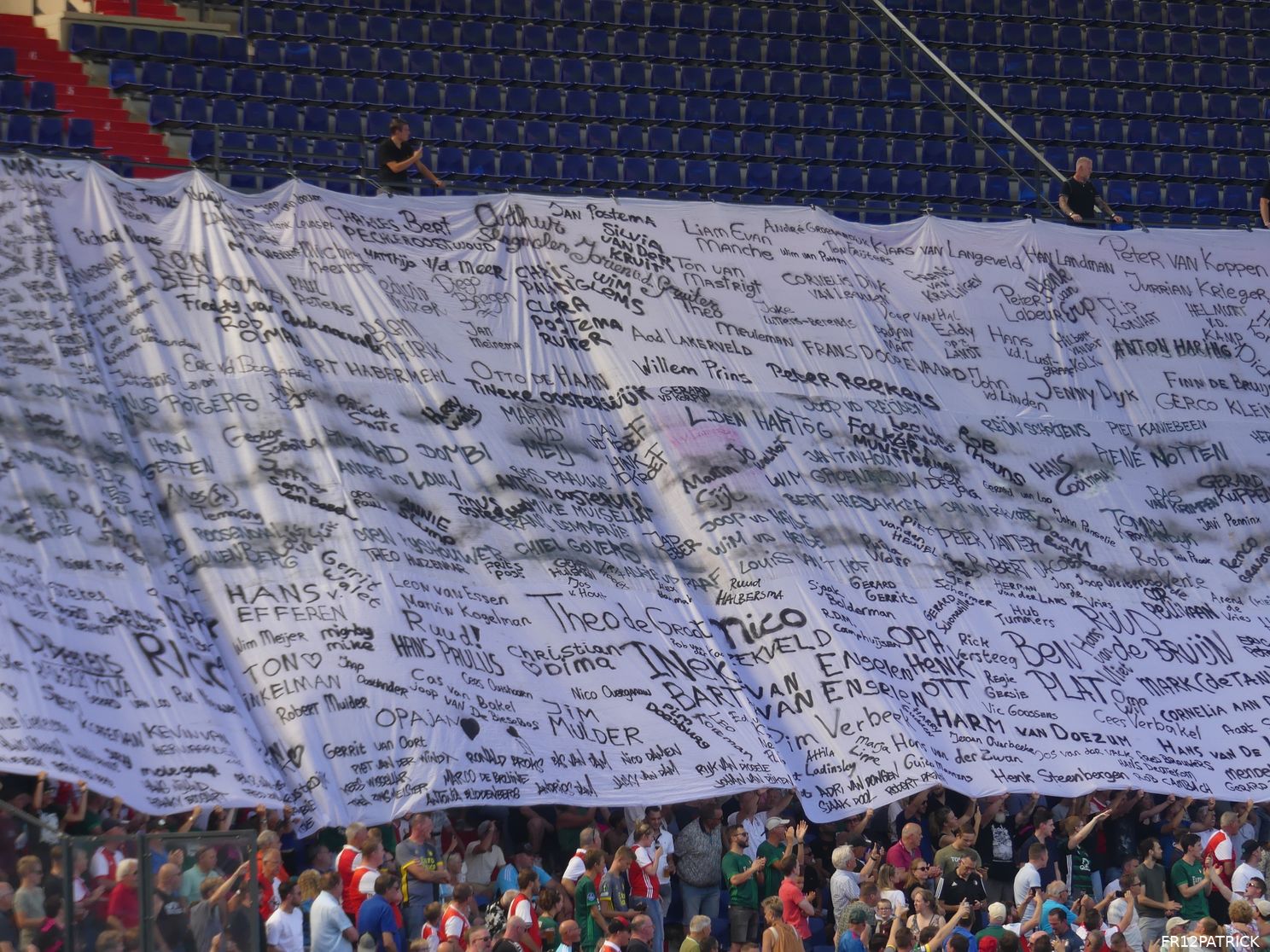 Fotoverslag Feyenoord - Olympique Lyon