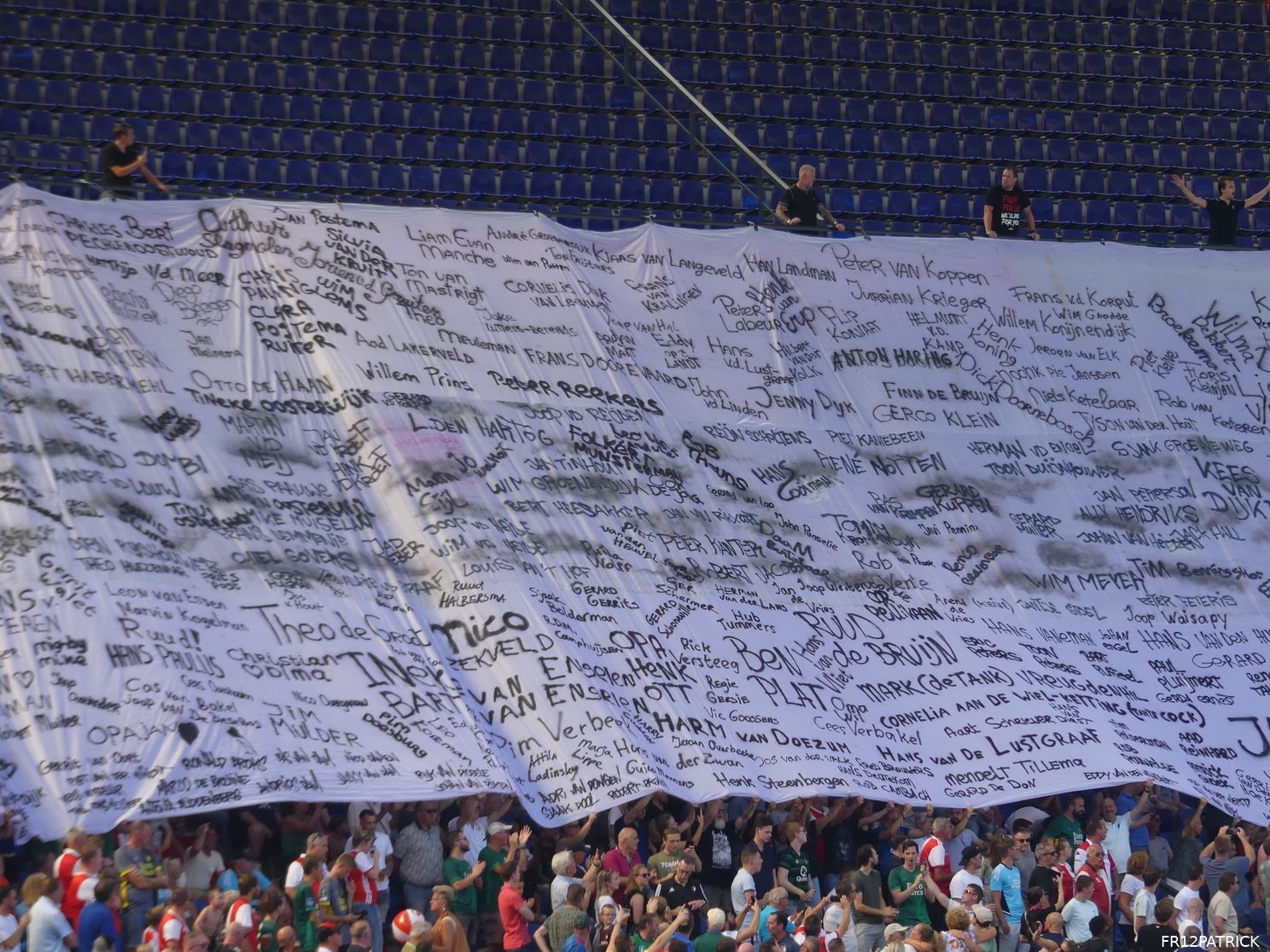 Fotoverslag Feyenoord - Olympique Lyon