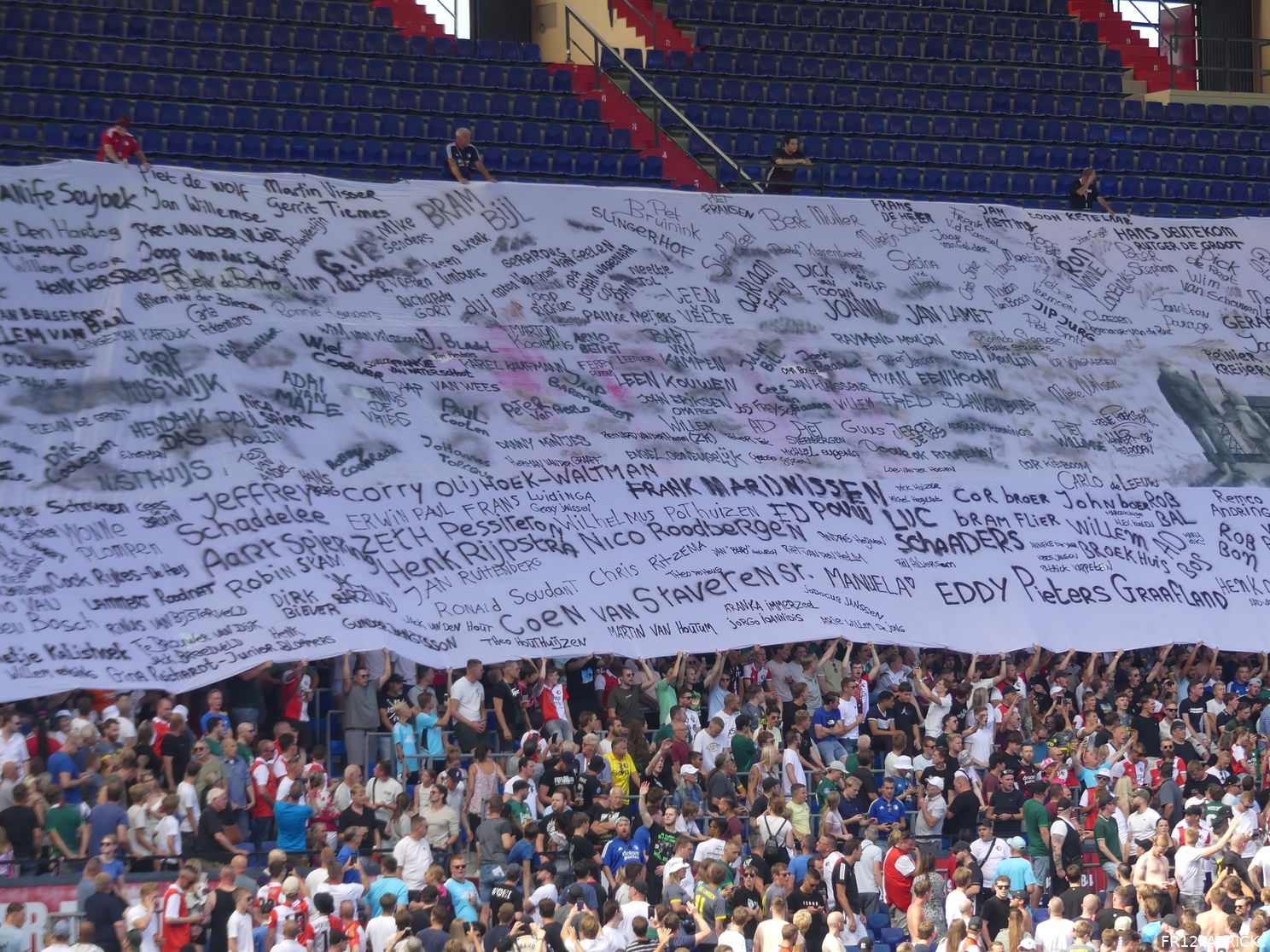 Fotoverslag Feyenoord - Olympique Lyon