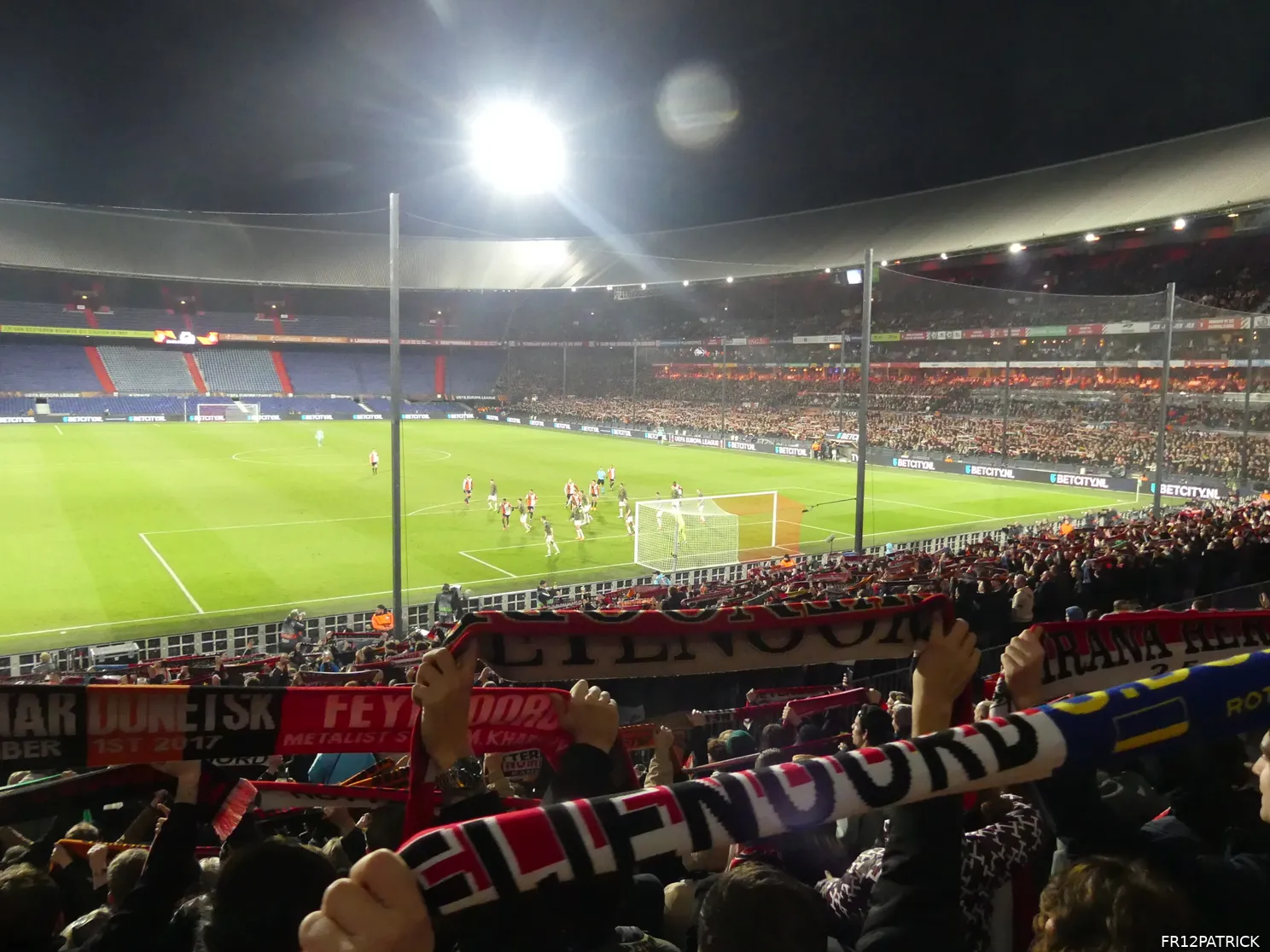 Fotoverslag Feyenoord - Shakthar Donetsk online