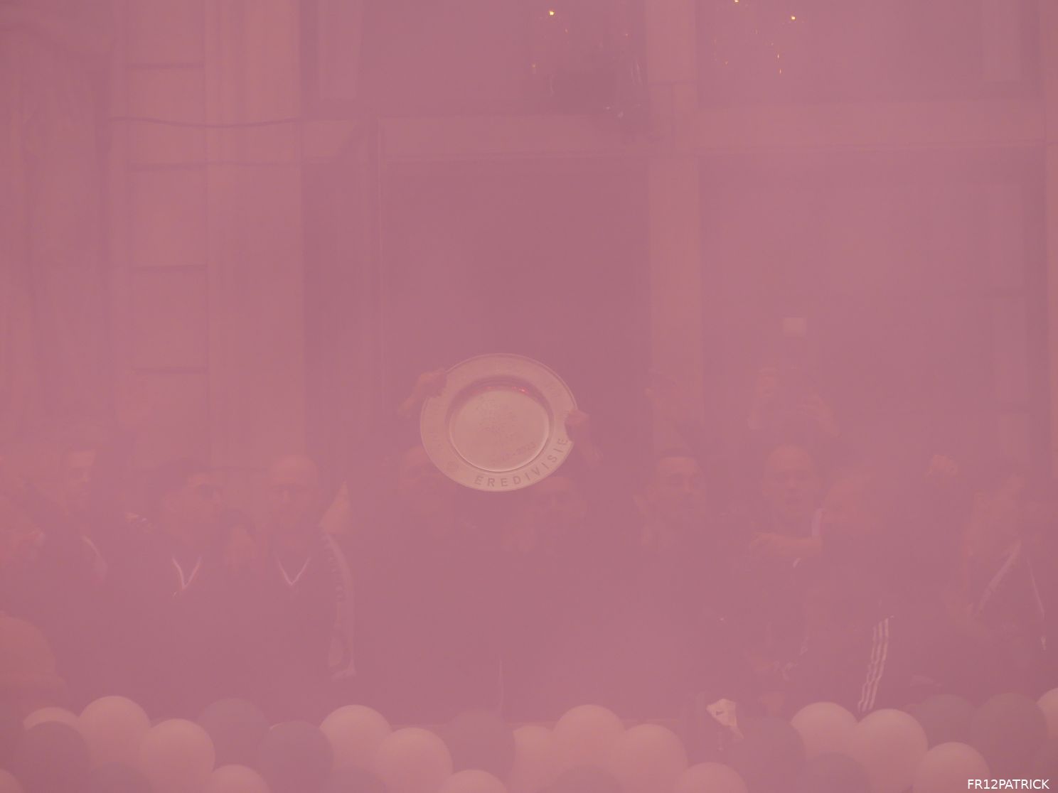 Fotoverslag huldiging op de Coolsingel online