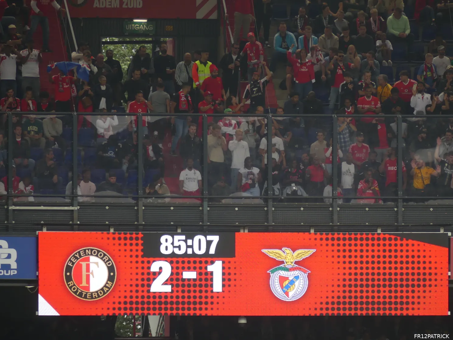 Fotoverslag Feyenoord - Benfica online