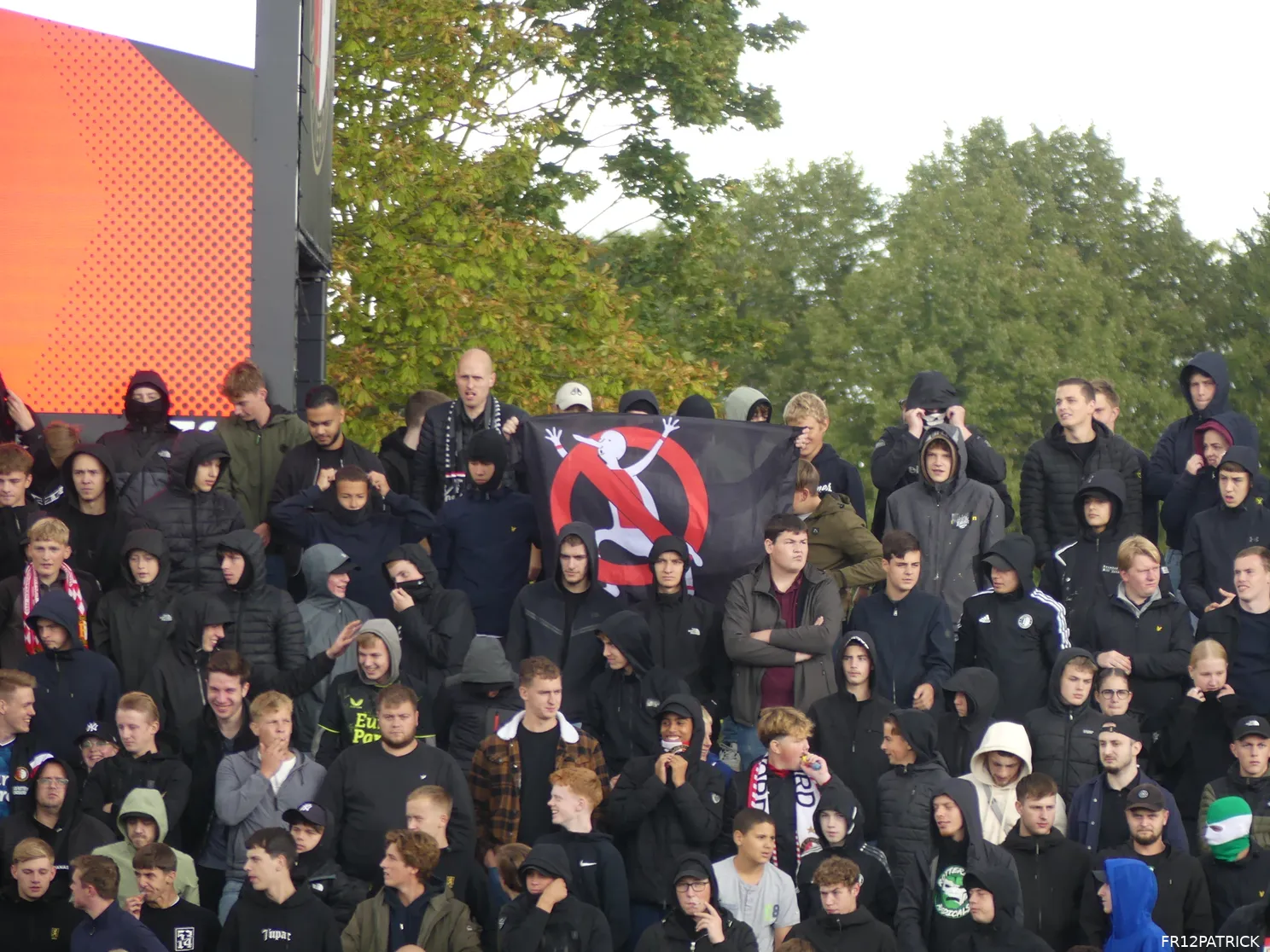 Fotoverslag laatste training voor Ajax-uit online