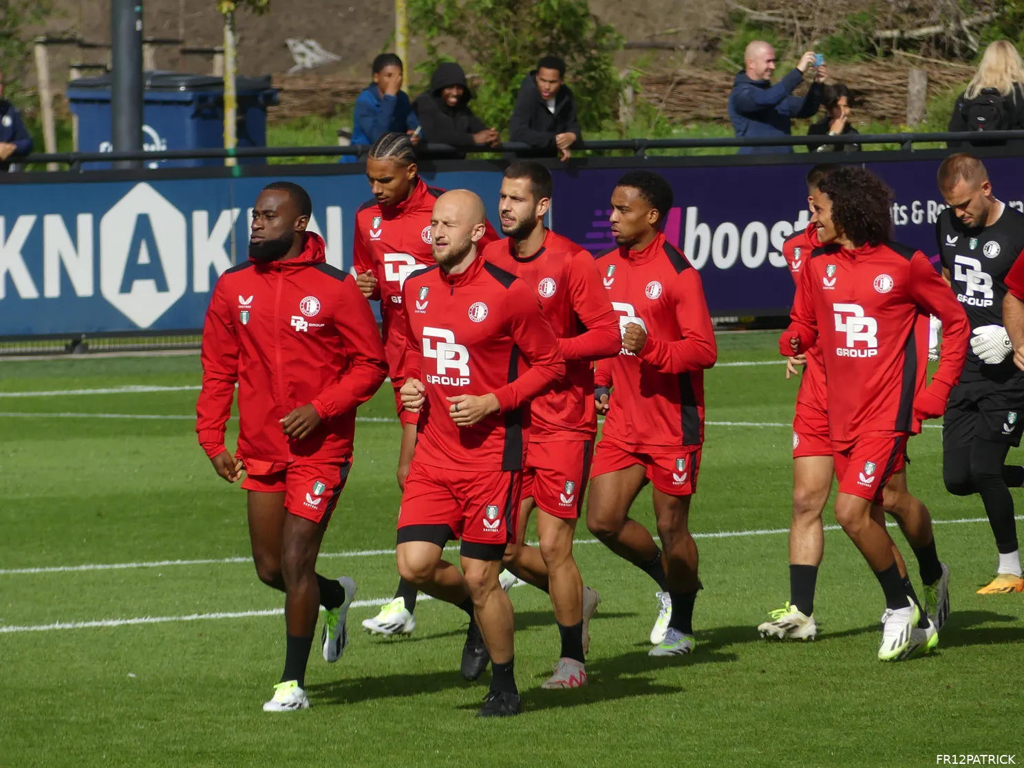 Fotoverslag laatste training voor Ajax-uit online