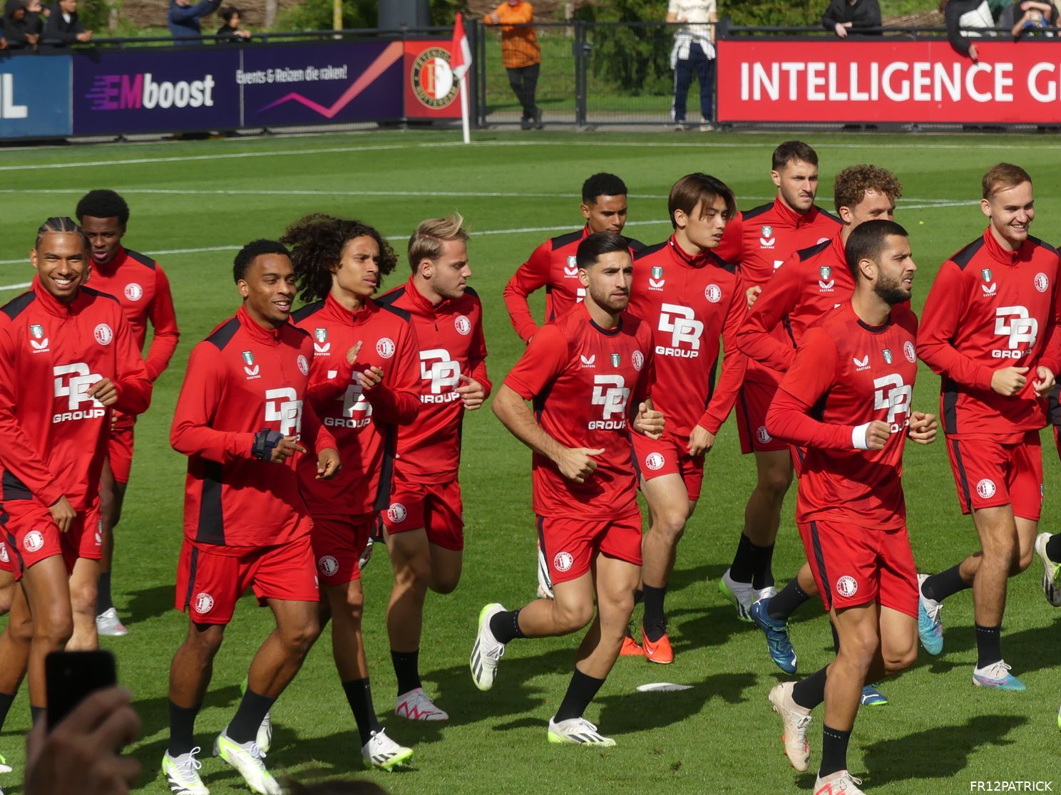 Fotoverslag laatste training voor Ajax-uit online