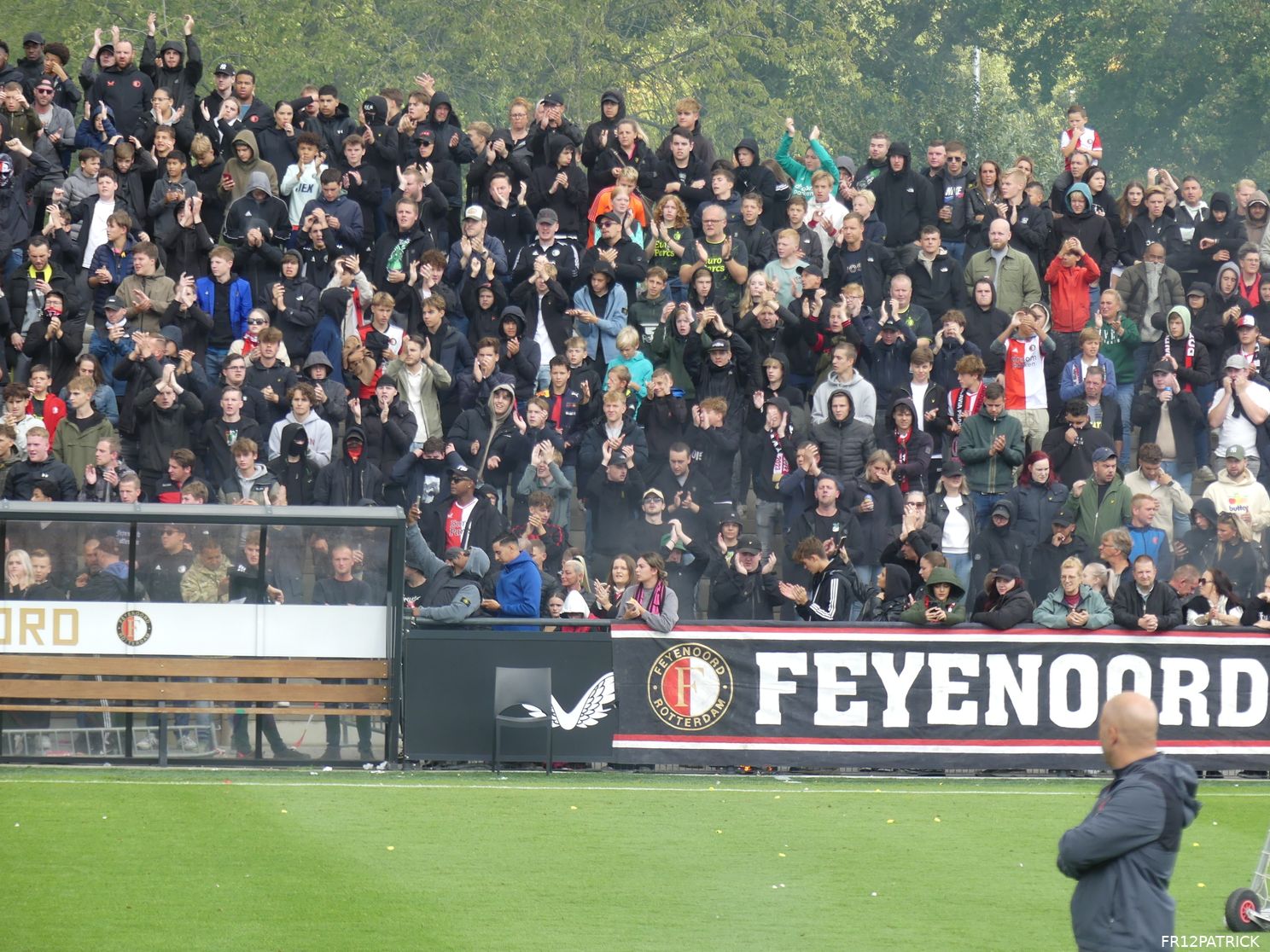 Fotoverslag laatste training voor Ajax-uit online