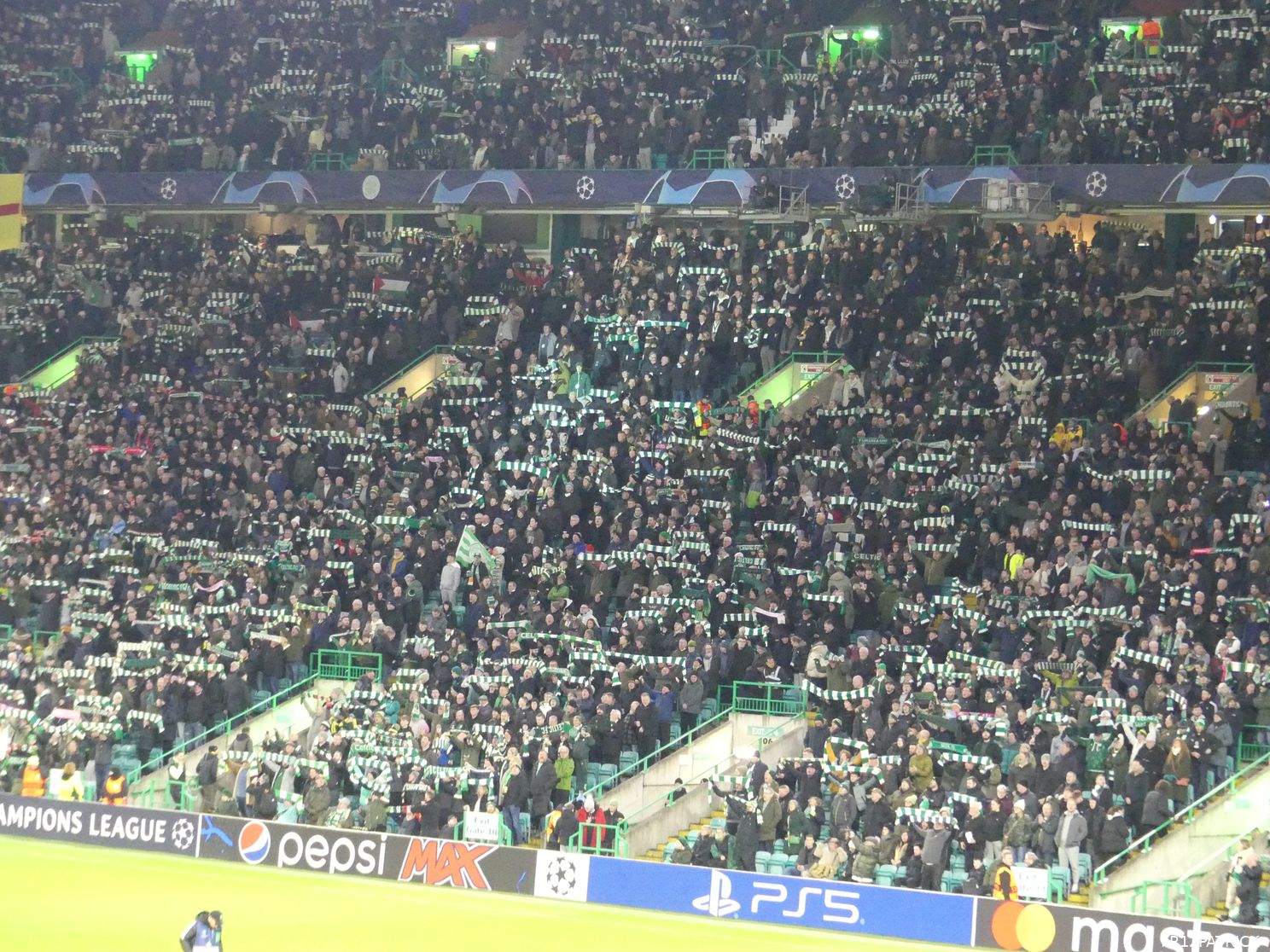 Fotoverslag Celtic FC - Feyenoord online