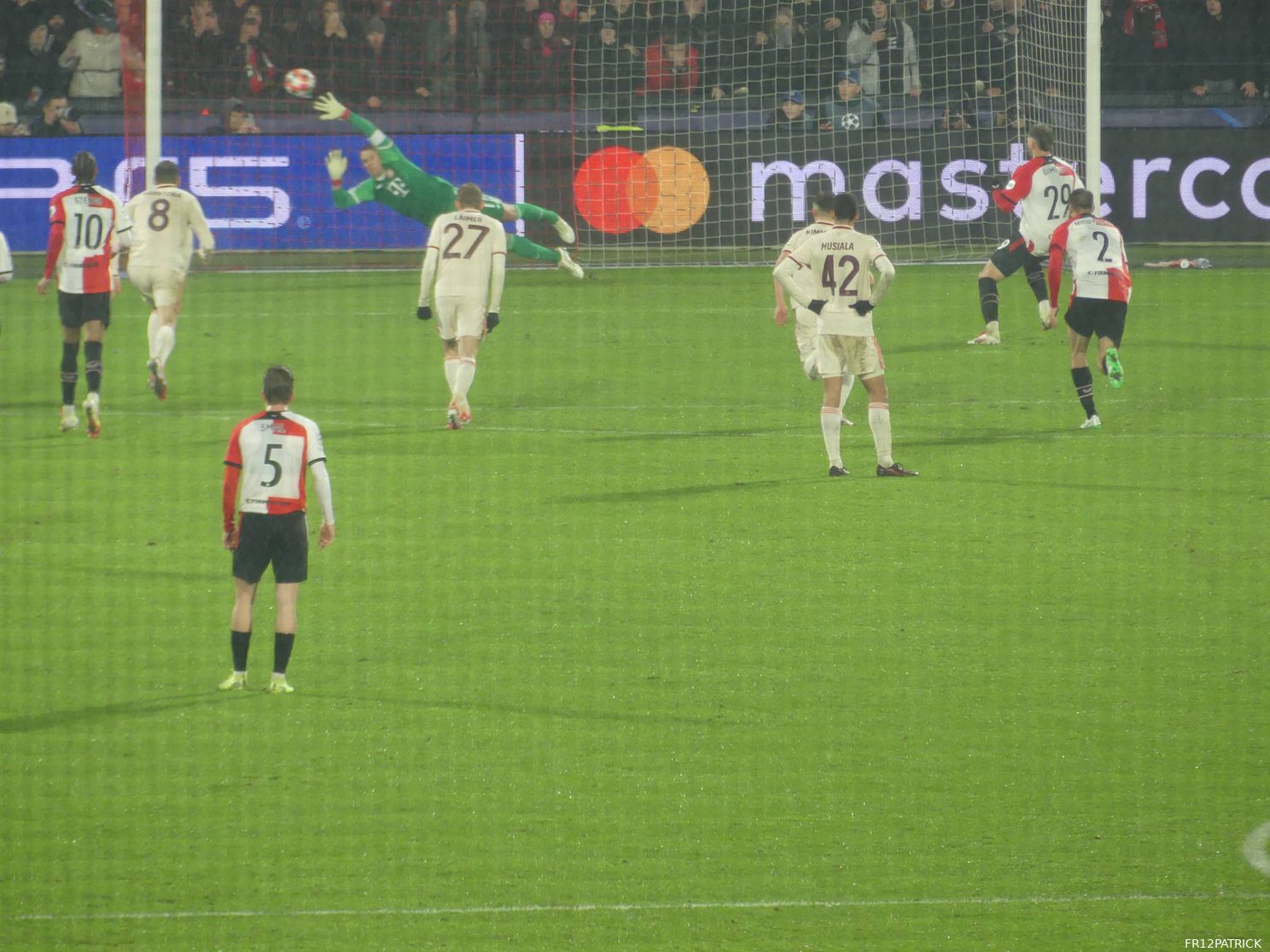 Fotoverslag Feyenoord - Bayern München online