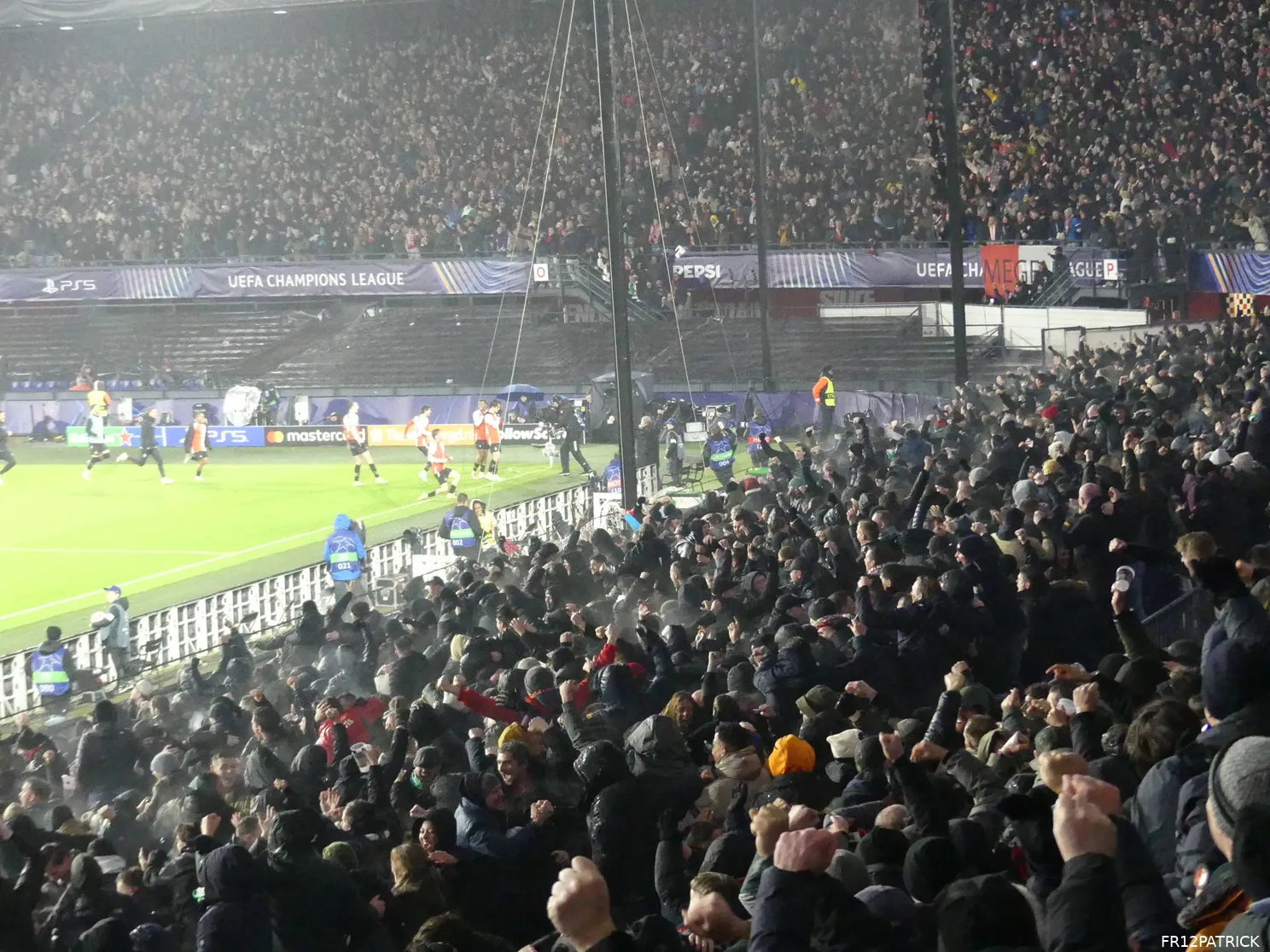 Fotoverslag Feyenoord - Bayern München online