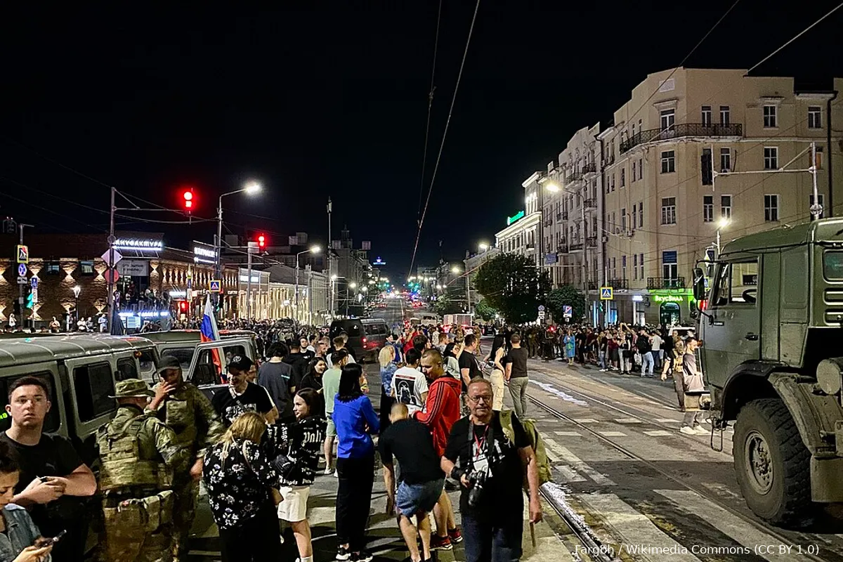 Former CIA spy: 'Russian coup looks like feint for Wagner to attack Kiev'