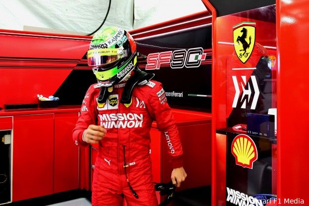 Mekies bevestigt stoeltje voor Schumacher tijdens Abu Dhabi-test
