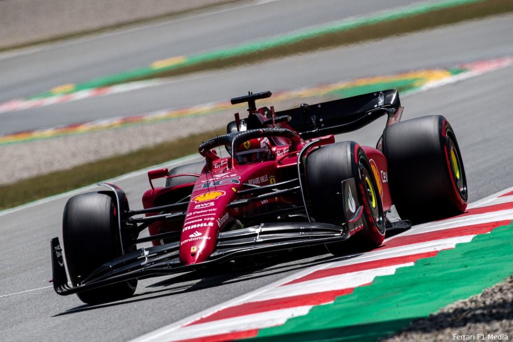 Hughes over reactie Leclerc: 'Alsof de snelheid om Verstappen te verslaan een opluchting was'