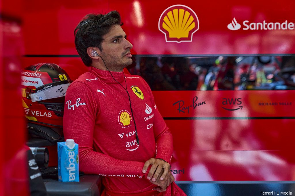 Sainz tevreden met F1-75: 'Het ziet er goed uit qua snelheid en balans'