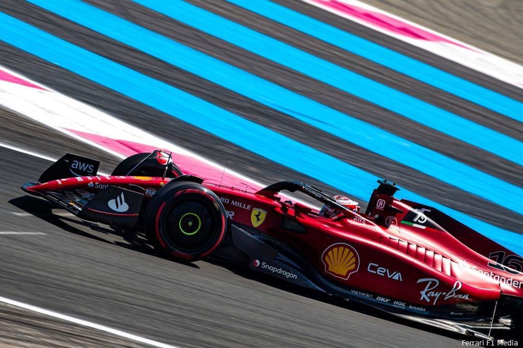 Leclerc pakt pole voor GP Frankrijk door strategisch steekspel Ferrari, Verstappen P2