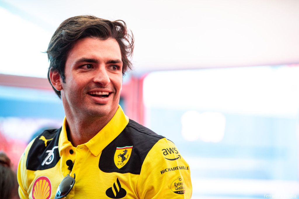 Sainz te spreken over eerste dag in Monza: 'We zijn competitiever dan verwacht'