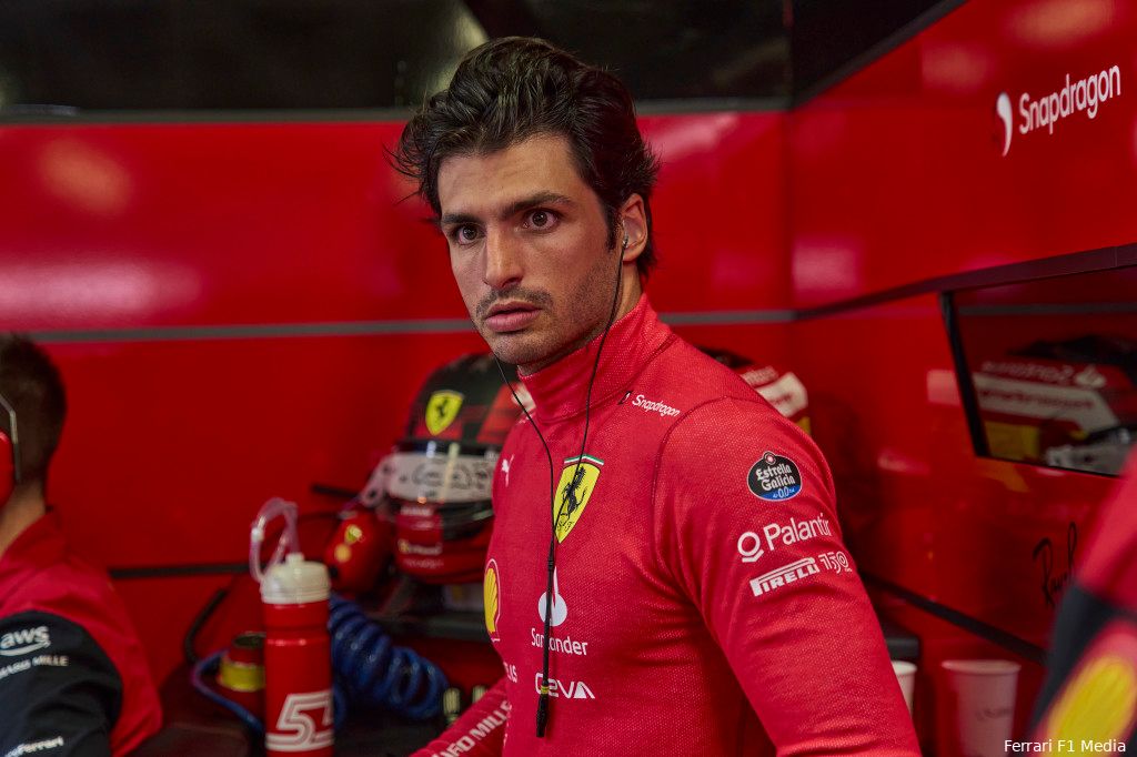 Sainz kritisch op prestaties Ferrari: 'Verandering moet van binnenuit komen'