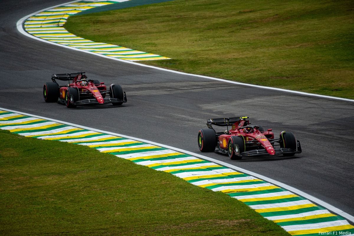 Onrust bij Ferrari na uitblijven teamorders: 'Hoop niet dat ik tweede plek op drie punten verlies'