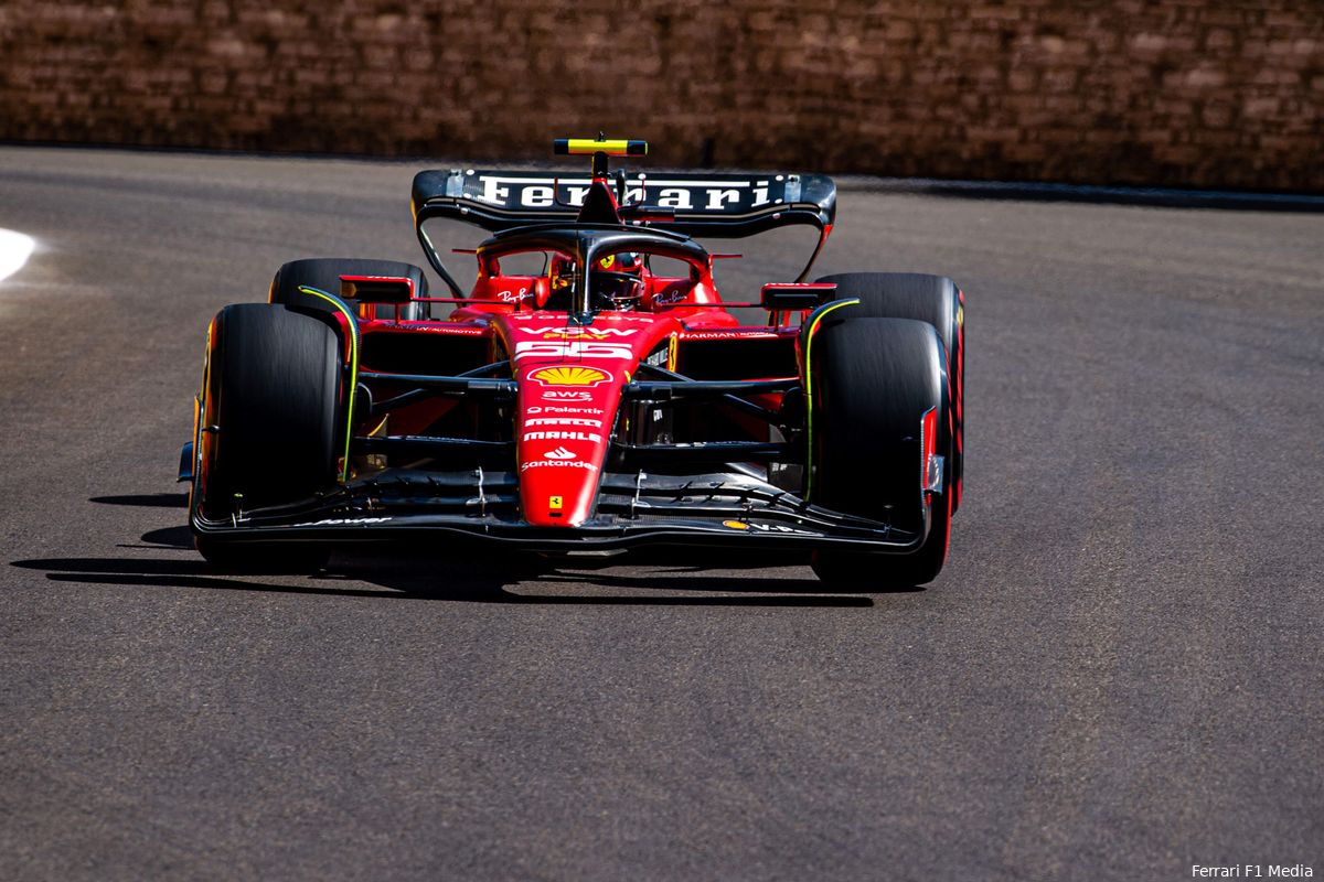 Sainz kritisch op Ferrari: 'Dat betekent dat er iets niet klopt'