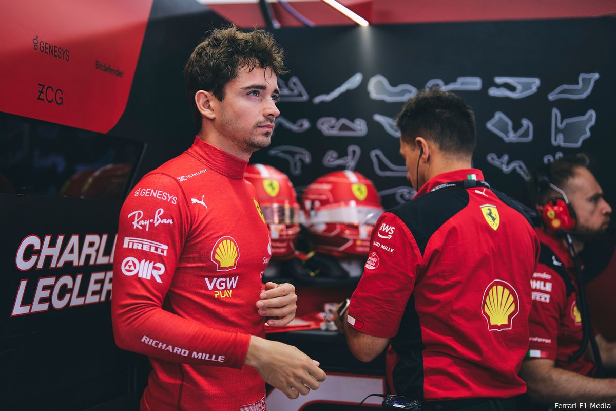 Leclerc moet lachen om uitspraken Verstappen: 'Red Bull zal de snelste zijn'