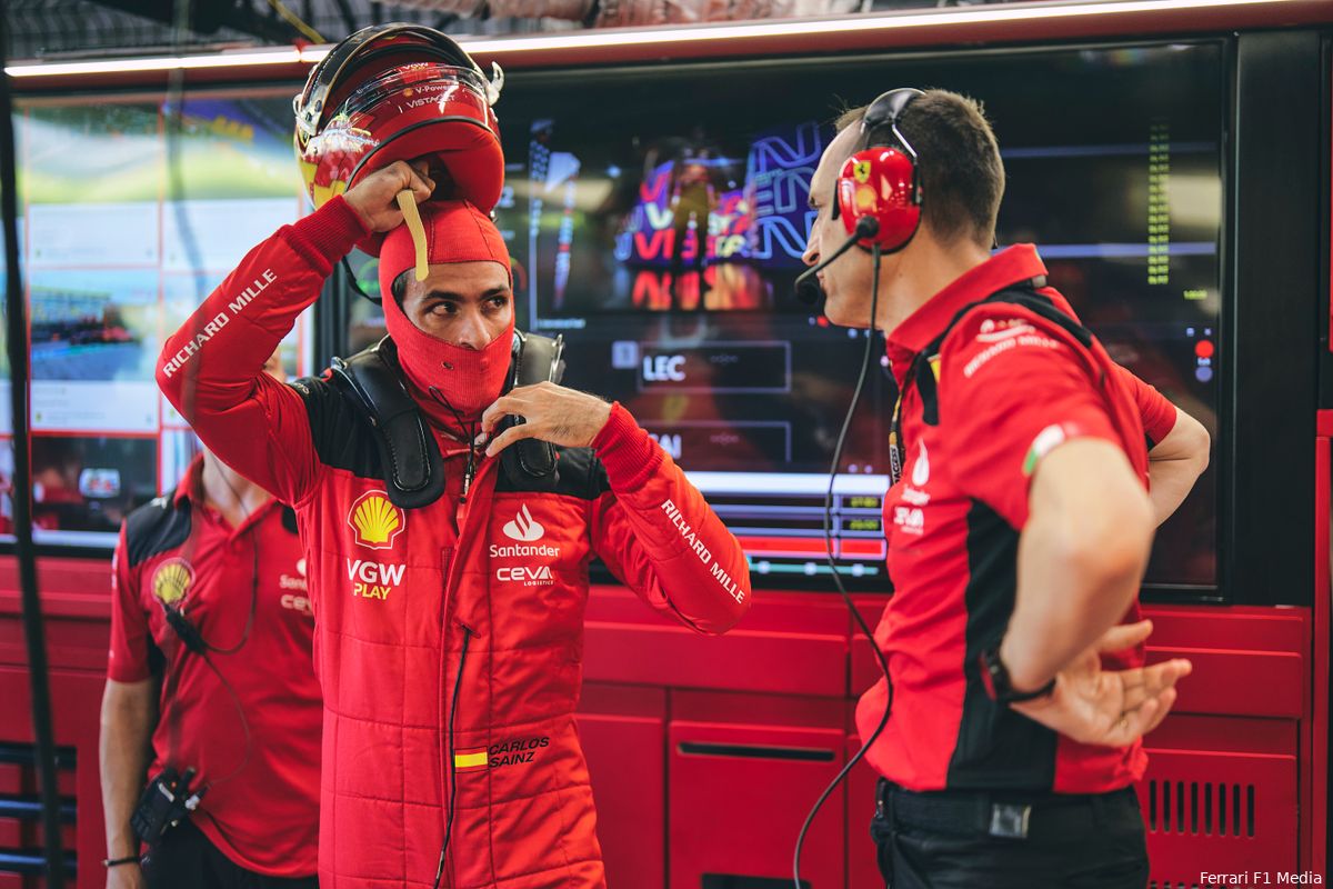 Sainz verwacht volledige Red Bull-dominantie: 'Zal me niet verbazen als ze de rest van de races winnen'