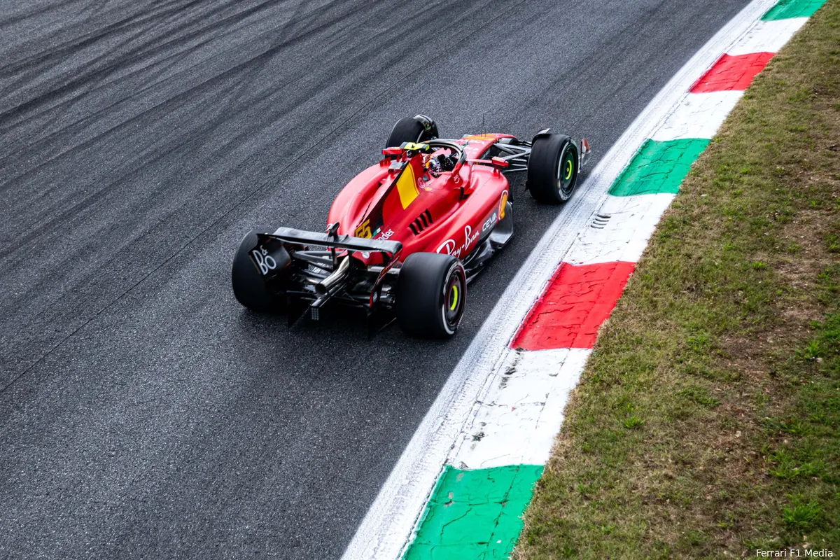 De race van Sainz | Sainz vol emotie: 'Oké, oké, laat me hiervan genieten, man!'