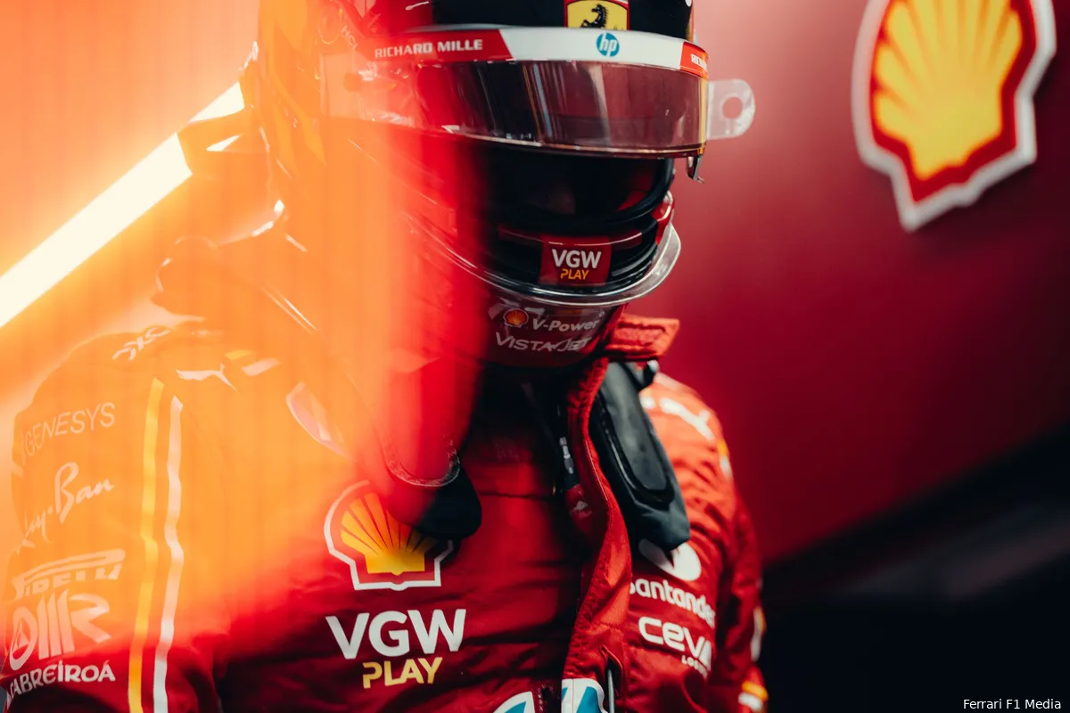 carlos sainz 06 singapore gp sat b9082a96 2b06 4208 a6a2 4dc4eee021ef