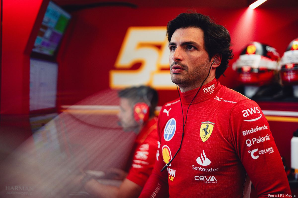 Sainz geeft verklaring voor reputatie: 'Ik probeer dat over te brengen aan de mensen om me heen'